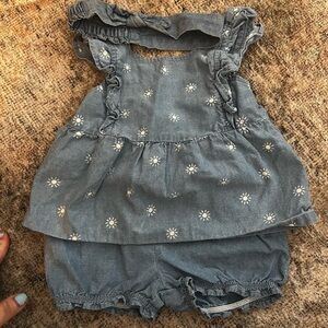 Carter’s 3-Piece Chambray Set 18 Months